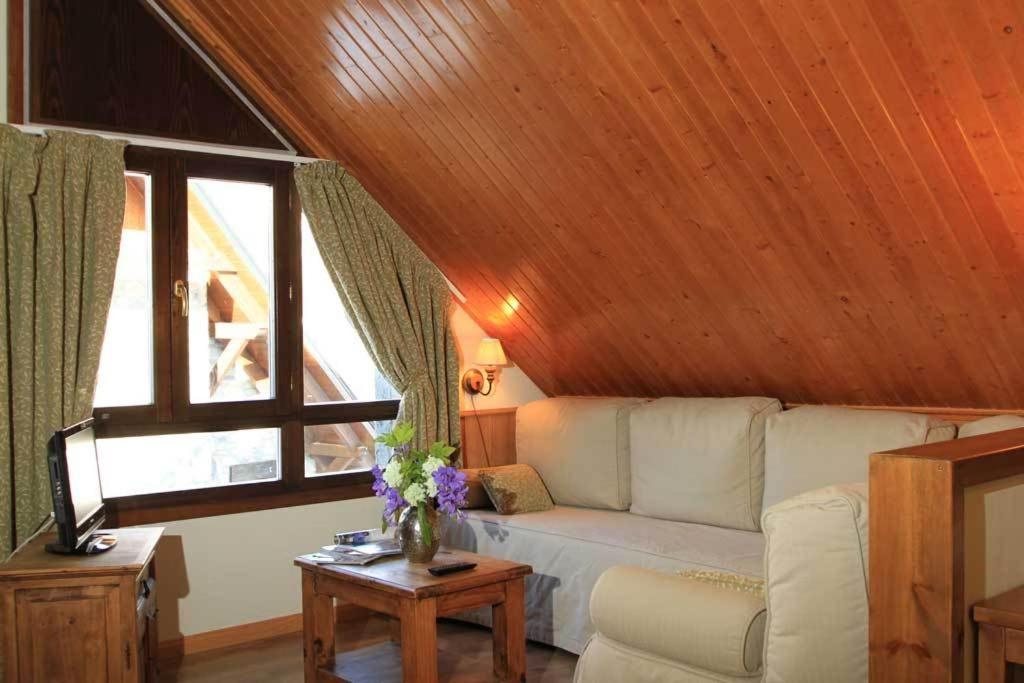 Aparthotel Sarrato Сальент-де-Гальего Экстерьер фото