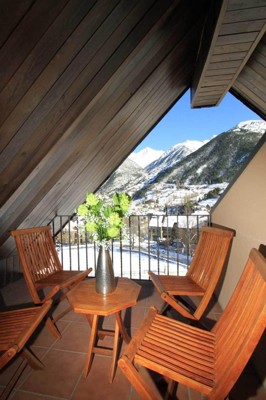 Aparthotel Sarrato Сальент-де-Гальего Экстерьер фото