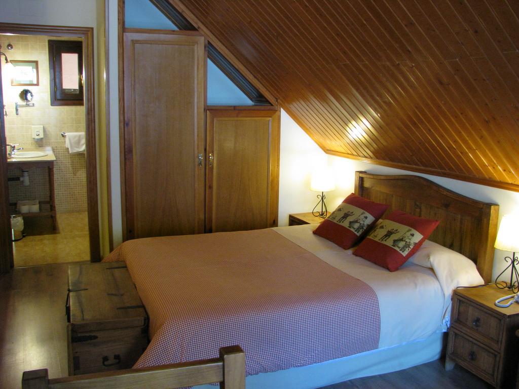 Aparthotel Sarrato Сальент-де-Гальего Экстерьер фото